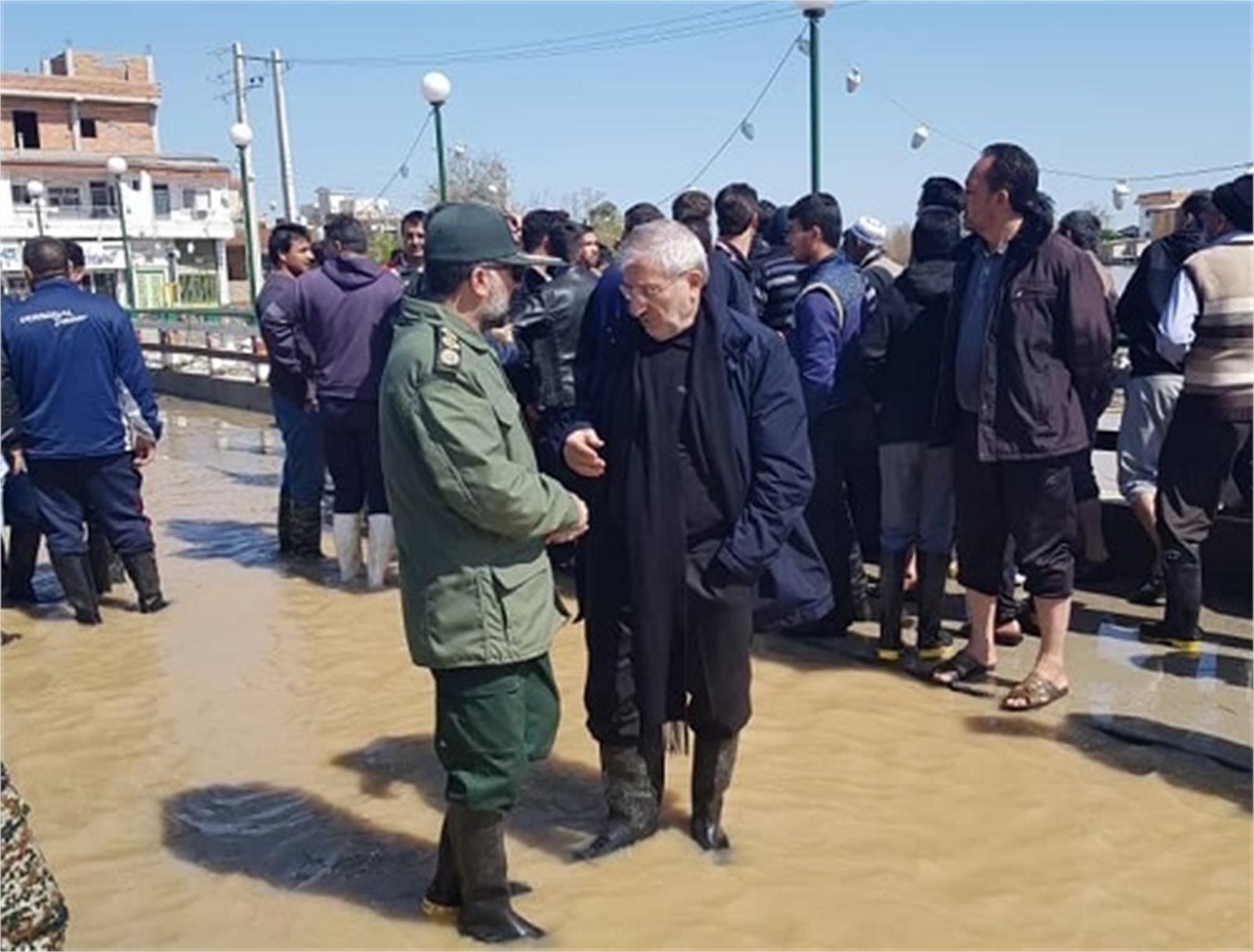 سیمان بازسازی واحدهای مسکونی مناطق سیل زده به صورت رایگان تامین می شود