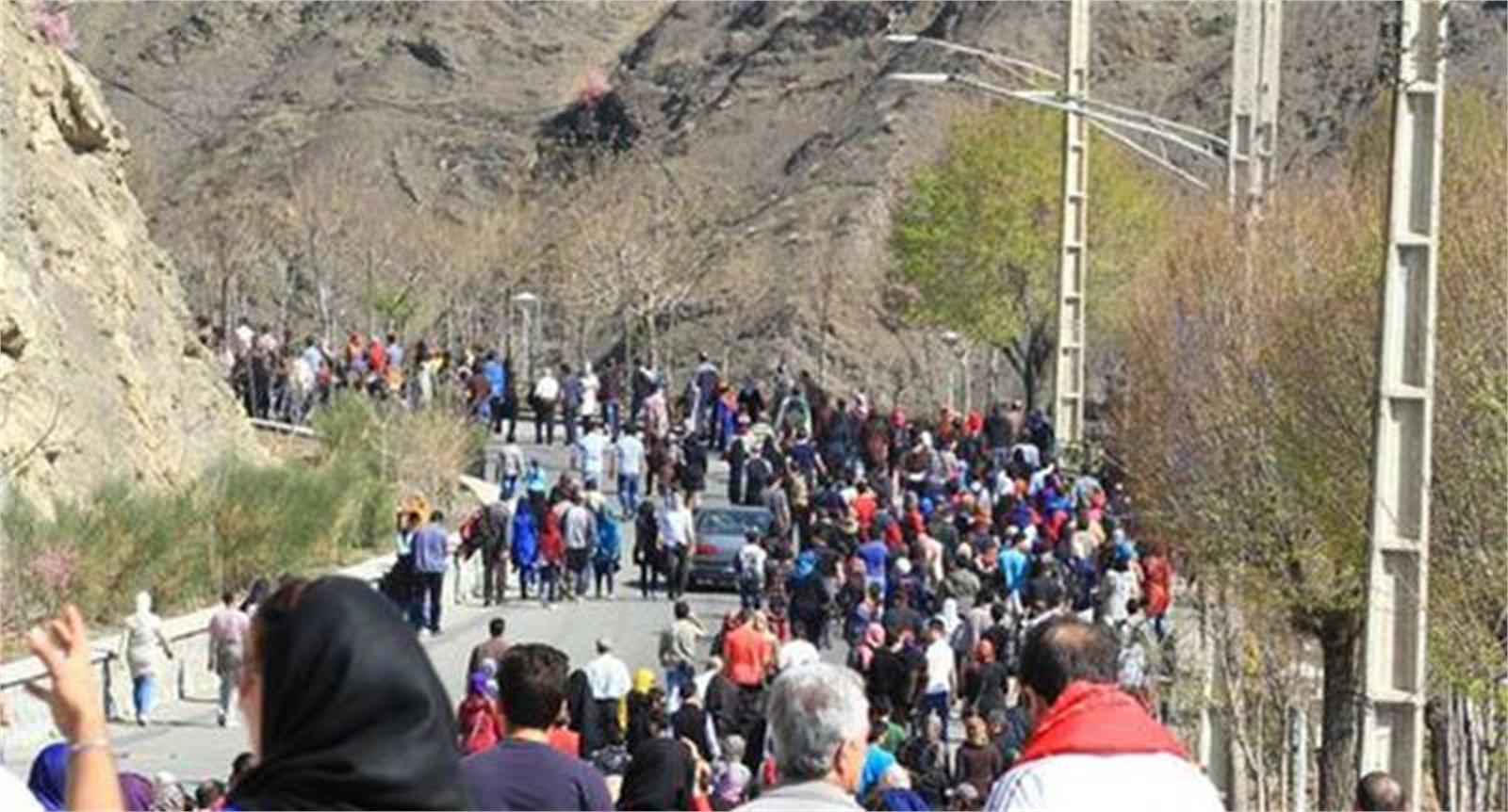 همایش پیاده روی خانوادگی در توچال به مناسبت دهه فجر برگزار می شود